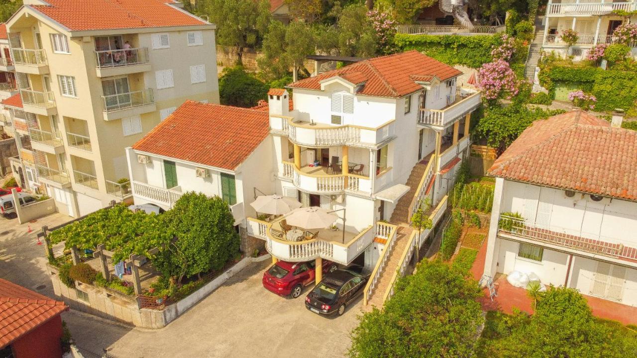 Villa Vojnic Будва Екстериор снимка