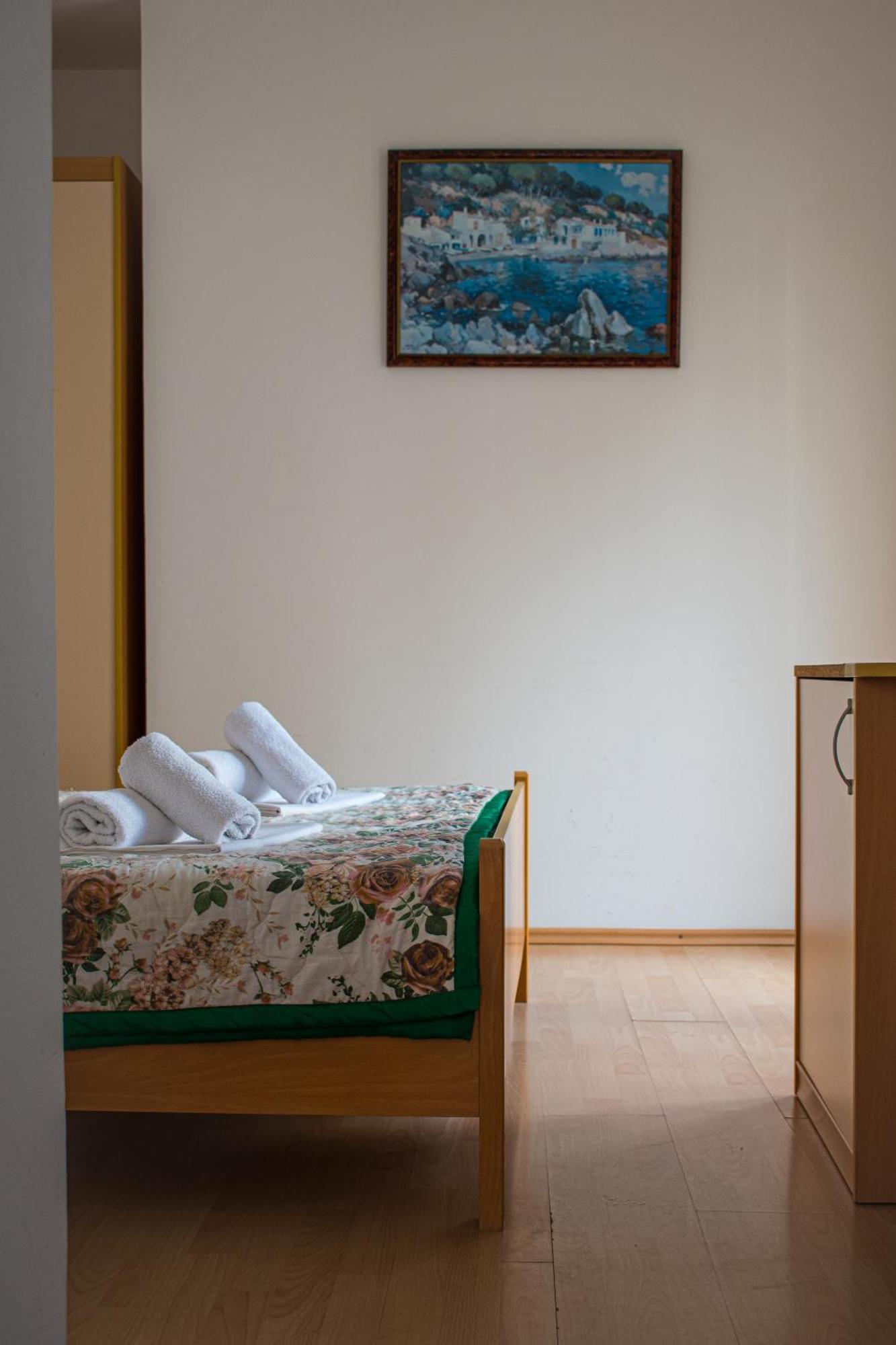 Villa Vojnic Будва Екстериор снимка